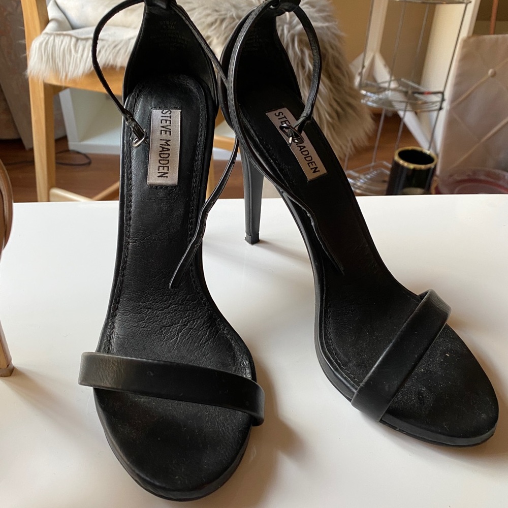 Steve Madden Black Leather Strappy Heels, size 8.5